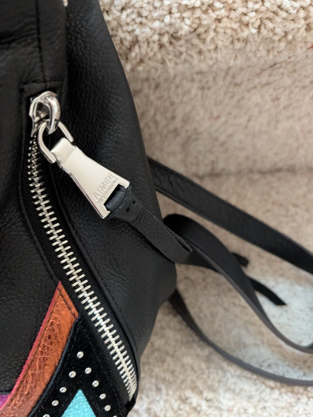 Back Pack Bag - Picture 4 of 8